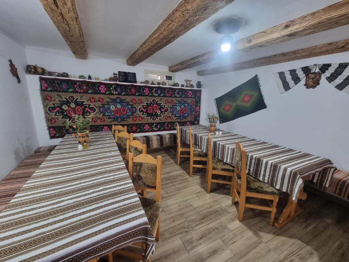 Pensiunea Agroturistica Casa Colinita Vatra Moldoviţei Zewnętrze zdjęcie